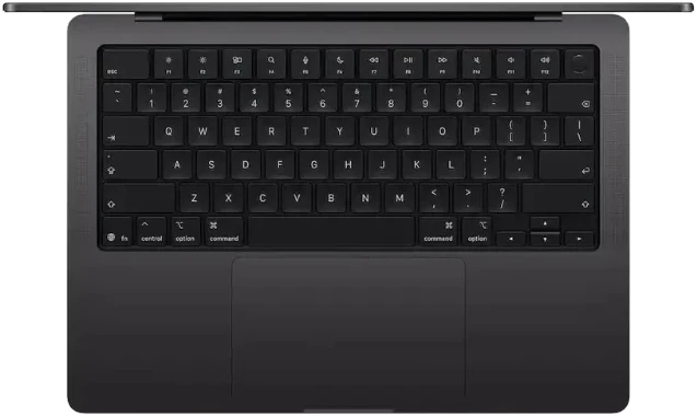 MacBook Pro 14 M5 Pro Space Black keyboard and trackpad